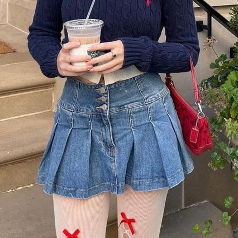 NWT Glassons Pleated Denim Skirt